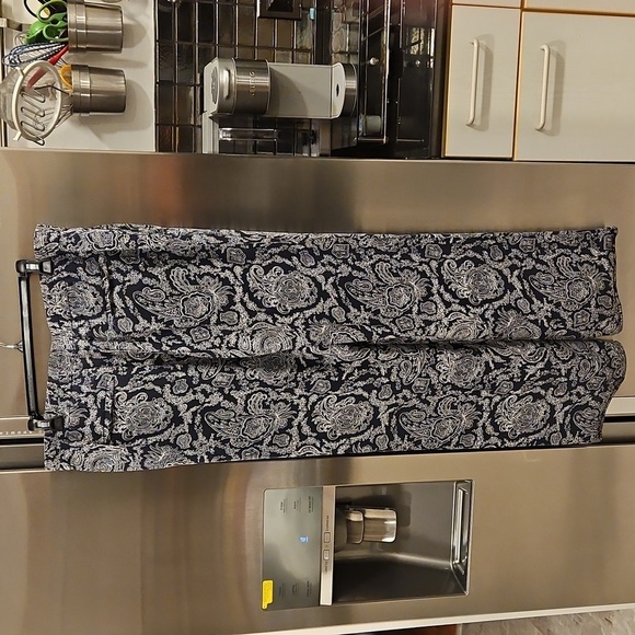 THEORY Mitrana Georgette Wide Leg Pant ~ 100% Silk Navy Blue Paisley Print Large - Picture 9 of 15